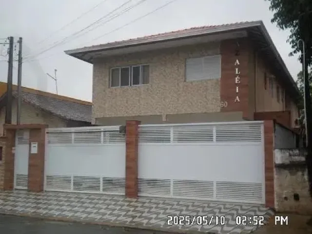 Imagem: A casa em condomínio possui 2 Dormitórios, 1 Banheiro, 1