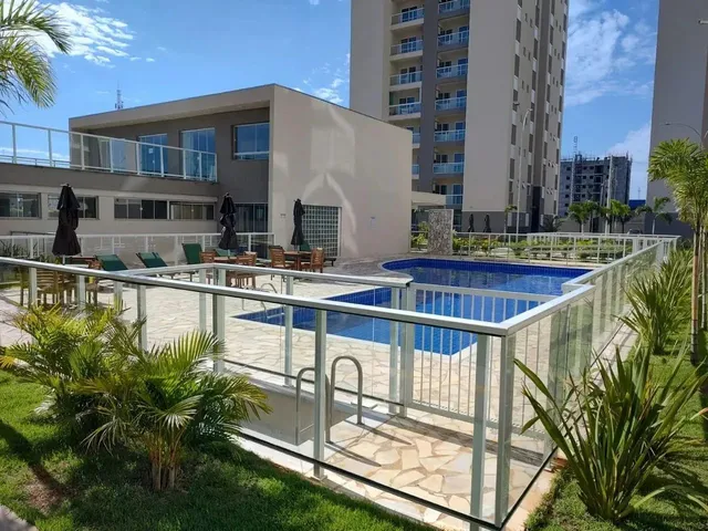 Imagem: O apartamento possui 2 Dormitórios, 1 Suíte, 2 Banheiros,