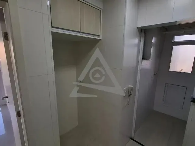 Imagem 5: Apartamento À Venda e para Alugar em Campinas, Vila Itapura, com 3 Quartos, com 85 M²