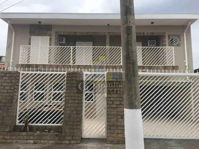 Imagem: Sobrado com 4 Dormitórios Vagas de Garagem