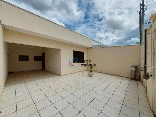 Imagem: Casa Residencial com 3 Dormitórios para