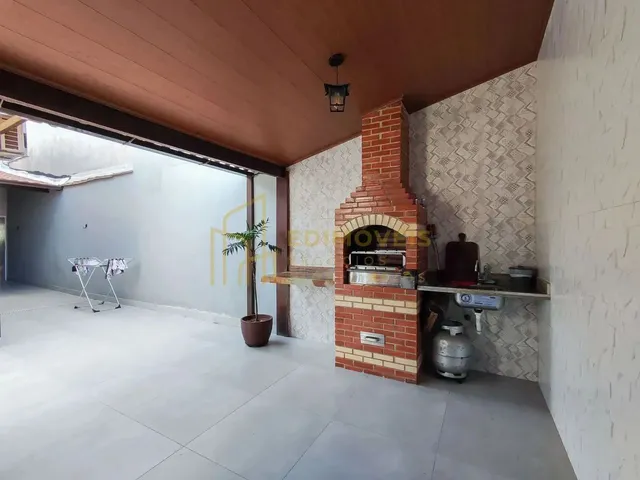 Imagem 2: Oportunidade Única: Casa com 3 Quartos e Quintal no Bairro Alterosas Serra/Es