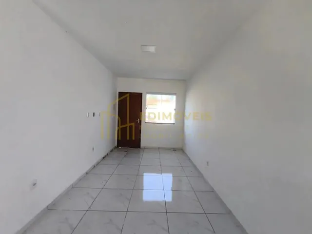 Imagem 3: Oportunidade Única: Casa em Enseada de Jacaraípe com Quintal e Vaga para 2 Carros!