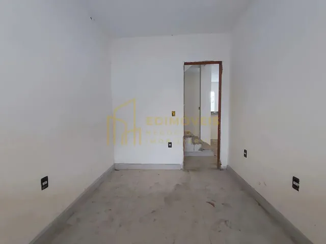Imagem 9: Não Perca: Casa Duplex em Colina de Laranjeiras com Entrega Prevista para 2025!