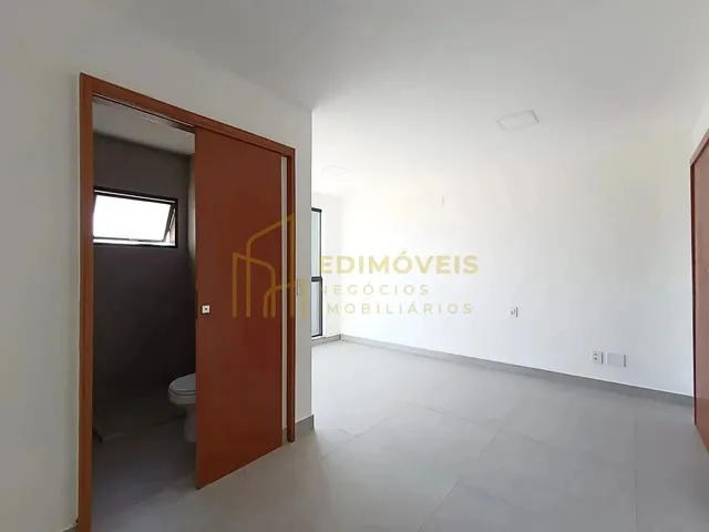 Imagem 8: Casa Nova e Aconchegante no Planície da Serra o Cenário dos Seus Sonhos!