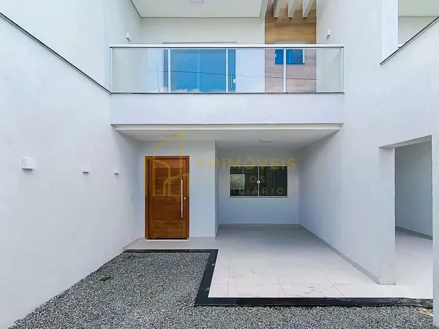 Imagem: Linda Casa Duplex em Planície da Serra