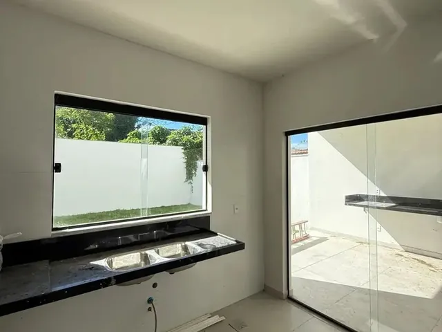 Imagem 6: Imóvel para Venda Tem 132 Metros Quadrados com 3 Quartos em Manguinhos - Serra - Es