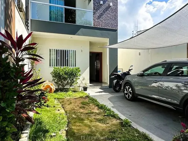 Imagem 1: Casa À Venda em Serra, Parque Jacaraípe, com 3 Quartos, com 138.89 M²