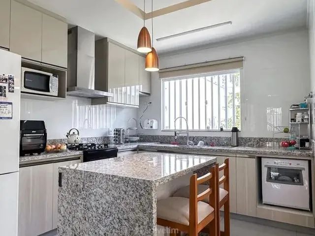Imagem 8: Casa À Venda em Serra, Parque Jacaraípe, com 3 Quartos, com 138.89 M²