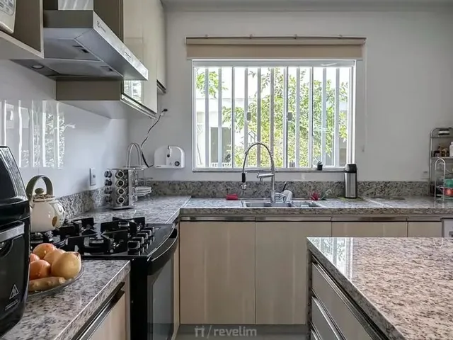 Imagem 10: Casa À Venda em Serra, Parque Jacaraípe, com 3 Quartos, com 138.89 M²