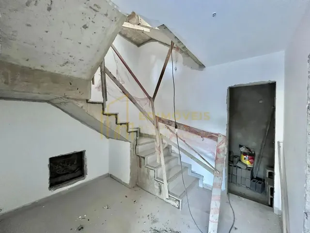 Imagem 3: Sensacional Casa Triplex em Morada de Laranjeiras: Perto de Tudo!
