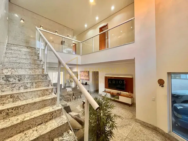 Imagem 4: Boulevard Lagoa: Casa Espetacular com Piscina e Academia de Ginástica!