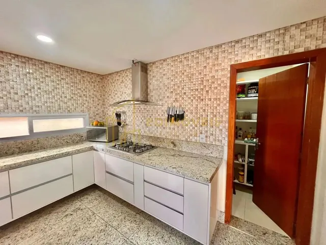 Imagem 10: Boulevard Lagoa: Casa Espetacular com Piscina e Academia de Ginástica!