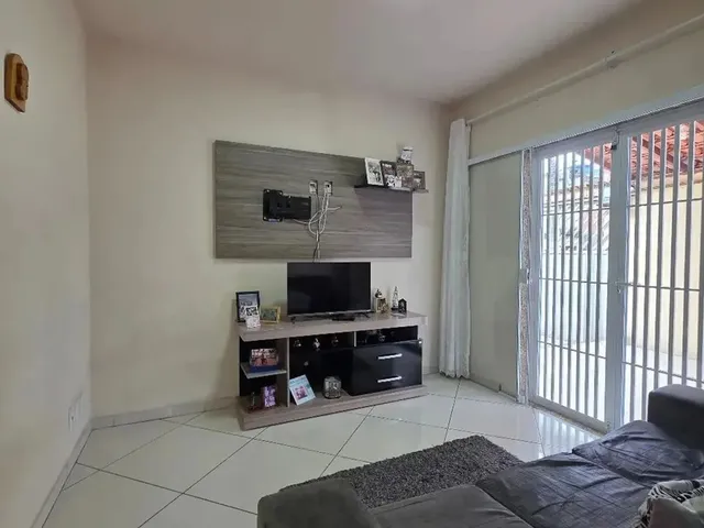 Imagem 10: Casa de 3 Quartos com Suíte em Serra Dourada