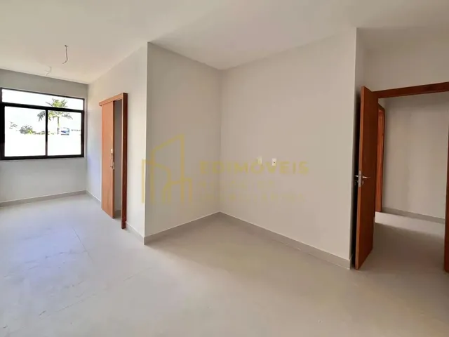 Imagem 3: Oportunidade Única: Casa com 4Q e 3 Suítes em Morada de Laranjeiras!