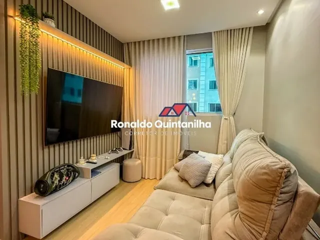 Imagem: O apartamento possui 2 Dormitórios, 1 Suíte, 1 Banheiro,