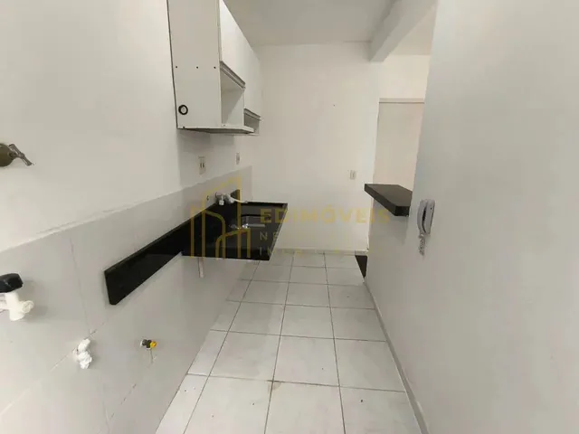 Imagem 12: Não Perca: Apartamento Térreo em Jardim Limoeiro, Pronto para Morar!