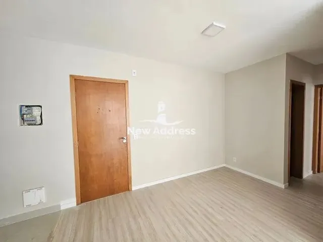 Imagem 5: Apartamento em Morada de Laranjeiras com 2 Quartos, Varanda Integrada com Fechamento de Va