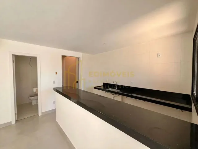 Imagem 2: Linda Casa Duplex em Morada de Laranjeiras Oportunidade Imperdível!