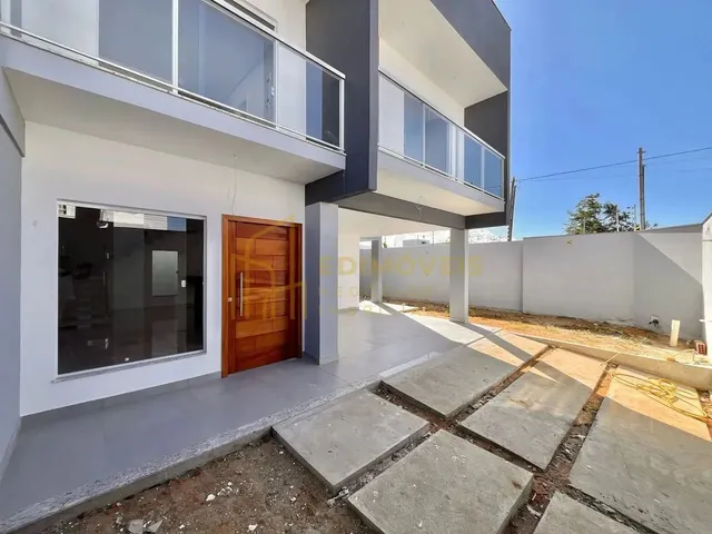 Imagem 1: Oportunidade Única: Casa Duplex com 3 Quartos em Morada de Laranjeiras!