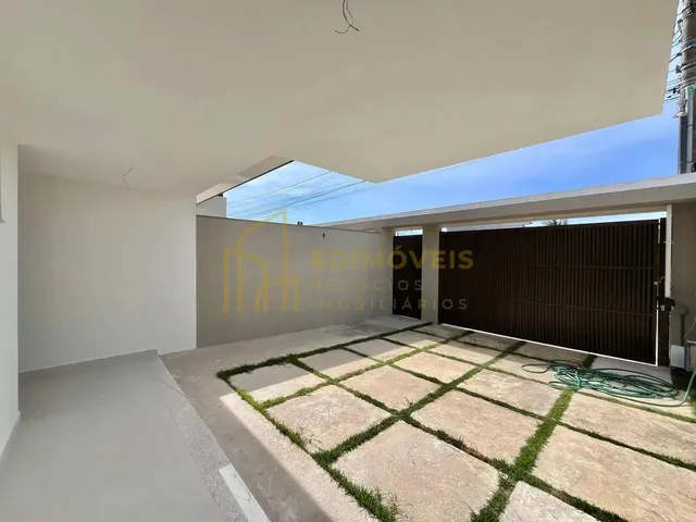 Imagem 7: Morada de Laranjeiras: Oportunidade para Viver com Estilo e Conforto!