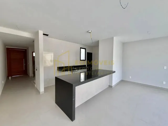 Imagem 4: Morada de Laranjeiras: Oportunidade para Viver com Estilo e Conforto!