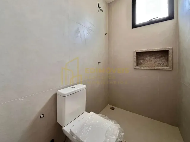 Imagem 10: Morada de Laranjeiras: Oportunidade para Viver com Estilo e Conforto!