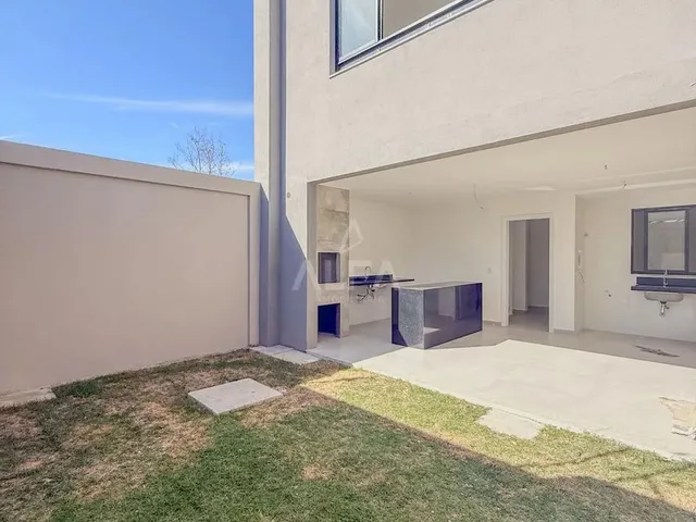 Imagem 2: Casa À Venda em Serra, Morada de Laranjeiras, com 4 Quartos, com 164 M², Via Ferrara