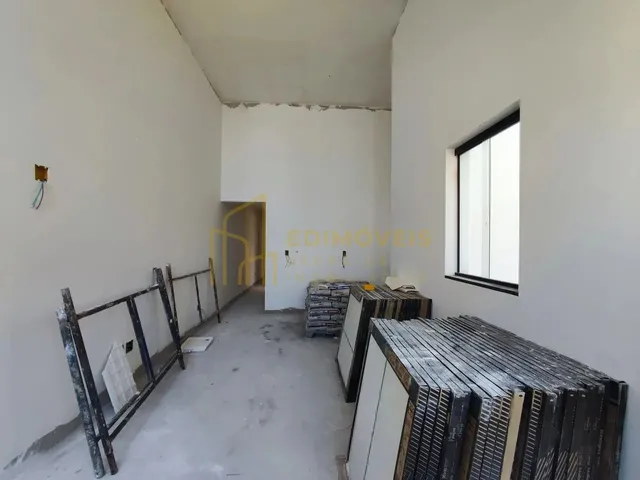 Imagem 4: Linda Casa com 3 Quartos e Pé-Direito Duplo em São Francisco, Serra/Es