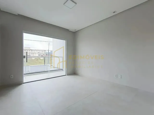 Imagem 3: Pronto para Morar: Casa com 3 Dormitórios em Planície da Serra!