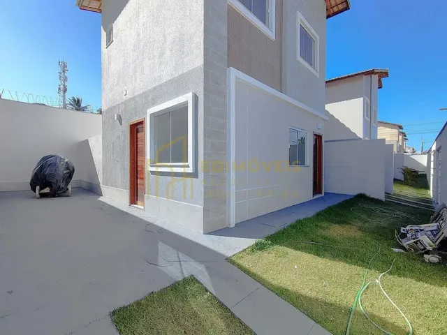 Imagem 6: Oportunidade Única: Casa Duplex com 2 Suítes no São Francisco Pronta para Morar!
