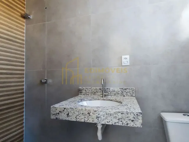 Imagem 11: Oportunidade Única: Casa Duplex com 2 Suítes no São Francisco Pronta para Morar!