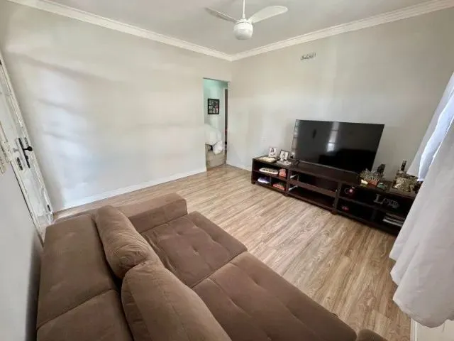 Imagem 2: Casa Laranjeiras - Rua Sem Saída Excelente Casa de 7 Quartos