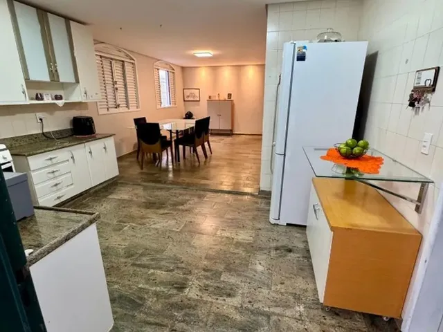 Imagem 3: Casa Laranjeiras - Rua Sem Saída Excelente Casa de 7 Quartos