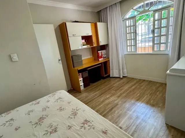 Imagem 7: Casa Laranjeiras - Rua Sem Saída Excelente Casa de 7 Quartos