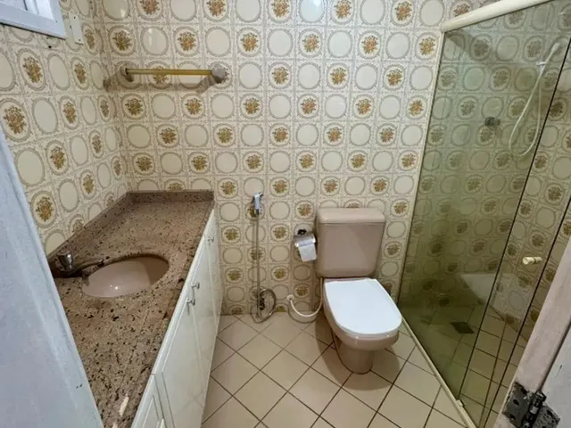 Imagem 10: Casa Laranjeiras - Rua Sem Saída Excelente Casa de 7 Quartos