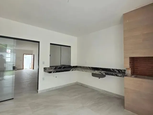 Imagem 8: Casa de 3 Quartos com Suíte em Jardim Atlântico