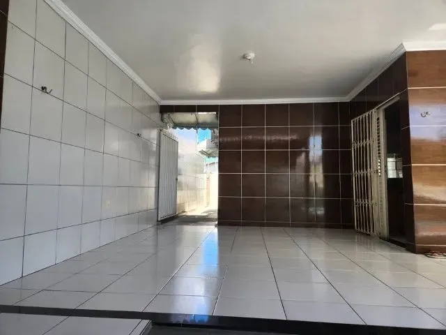 Imagem 5: Bl Casa a Venda com Piscina em Manguinhos