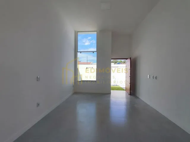 Imagem 5: Casa Moderna em Planície da Serra: 3 Quartos e Suíte, Pronta para Morar!
