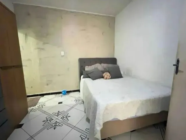 Imagem 2: Vendo Casa Pegando Entrada em Barcelona