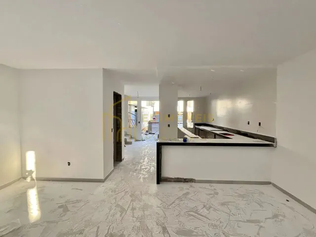Imagem 2: Oportunidade Imperdível: Casa em Condomínio Fechado na Serra, Morada de Laranjeiras!