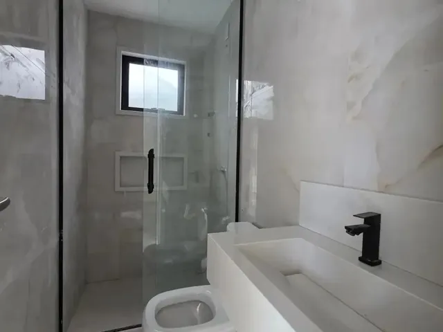 Imagem 7: Casa com 3 Suítes e Closet em Colina de Laranjeiras