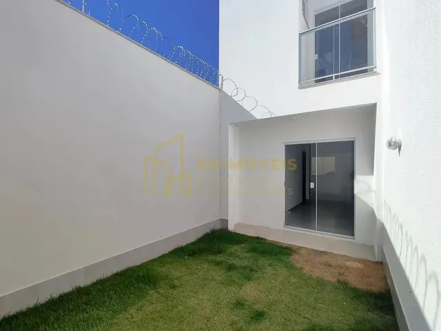 Imagem 11: Oportunidade: Casa Duplex com 2 Suítes no São Francisco Ideal para Quem Busca Espaço!