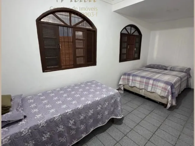 Imagem 5: Casa À Venda em Parque Jacaraipe com 3 Quartos e Um Aplo Quintal