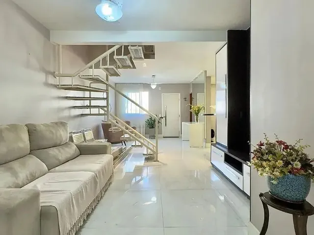 Imagem 8: Casa 3Qts/Ste-(Condominio)- Sol da Manhaã-2 Vagas- Área Gourmet-Morada de Laranjeiras