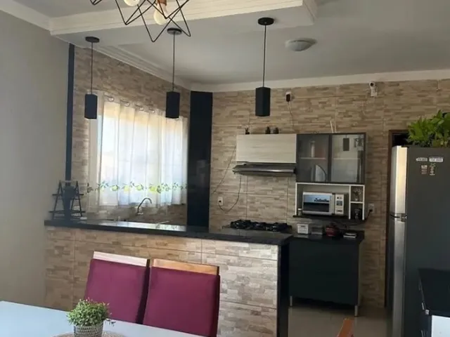 Imagem: Vendo Casa com 2/4 em Arlindo Villaschi