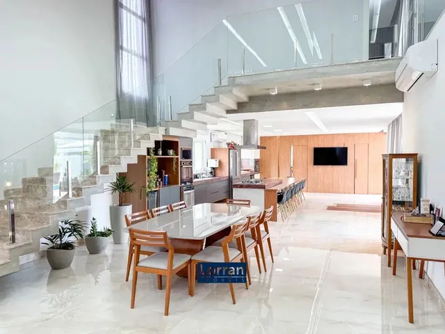 Imagem 5: Casa no Alphaville Jacuhy com 4 Quartos com 4 Suítes