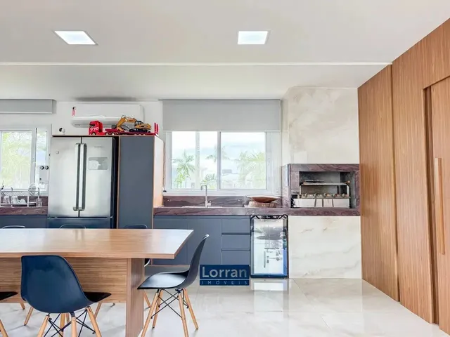 Imagem 10: Casa no Alphaville Jacuhy com 4 Quartos com 4 Suítes