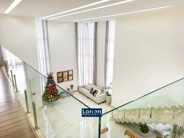 Imagem 3: Casa no Alphaville Jacuhy com 4 Quartos com 4 Suítes