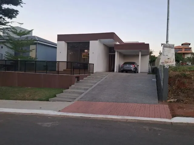 Imagem: Casa em Condomínio Gran Royalle À Venda